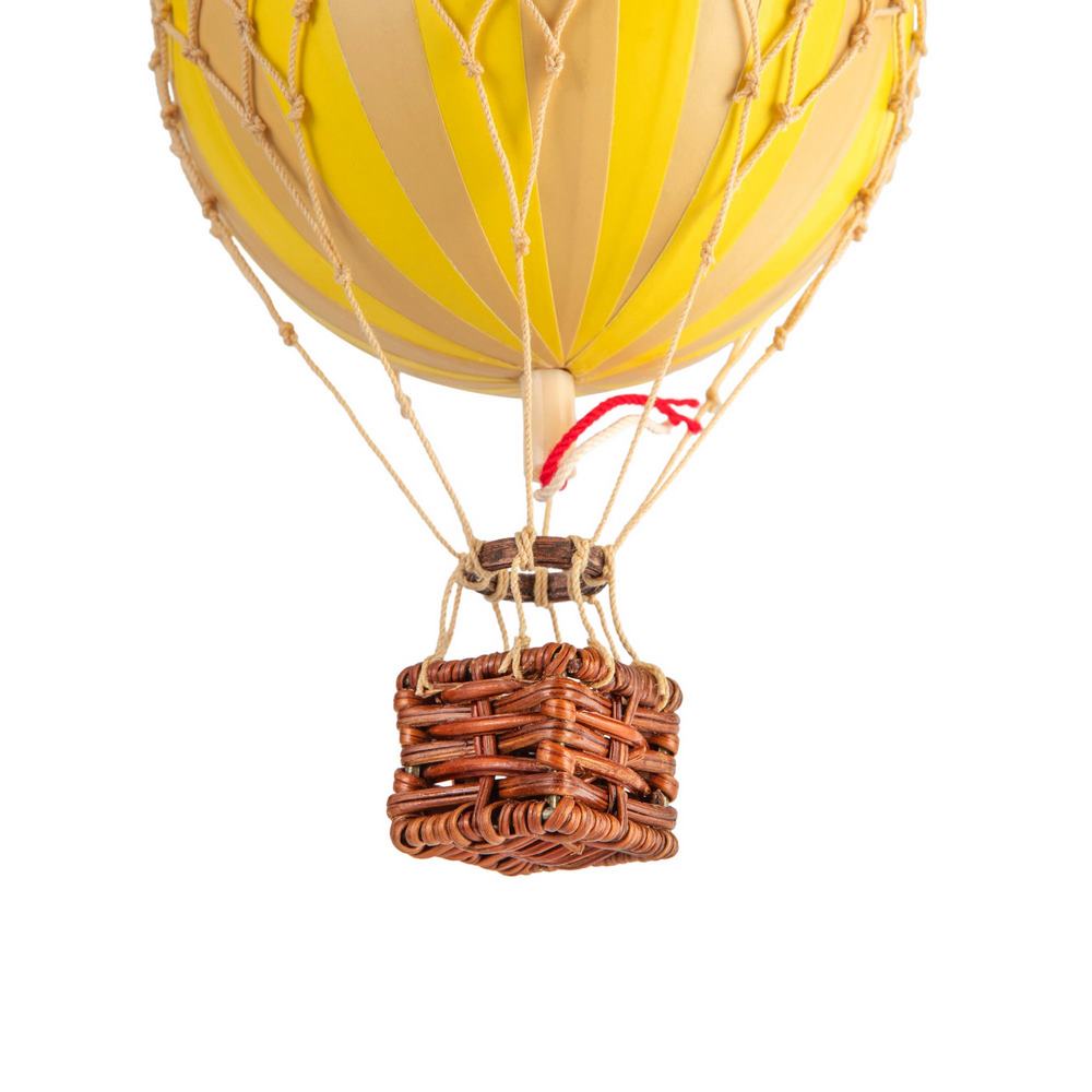 Floating The Skies, True Yellow